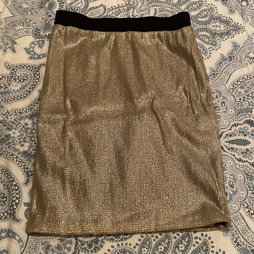 Gold sequin pencil skirt